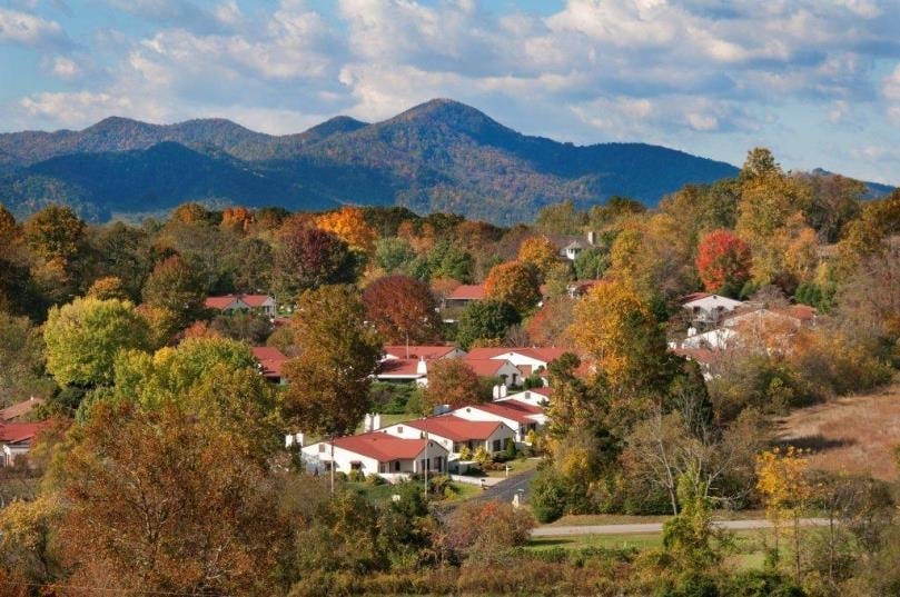 Pisgah Valley Villa A Liberty Senior Living Community